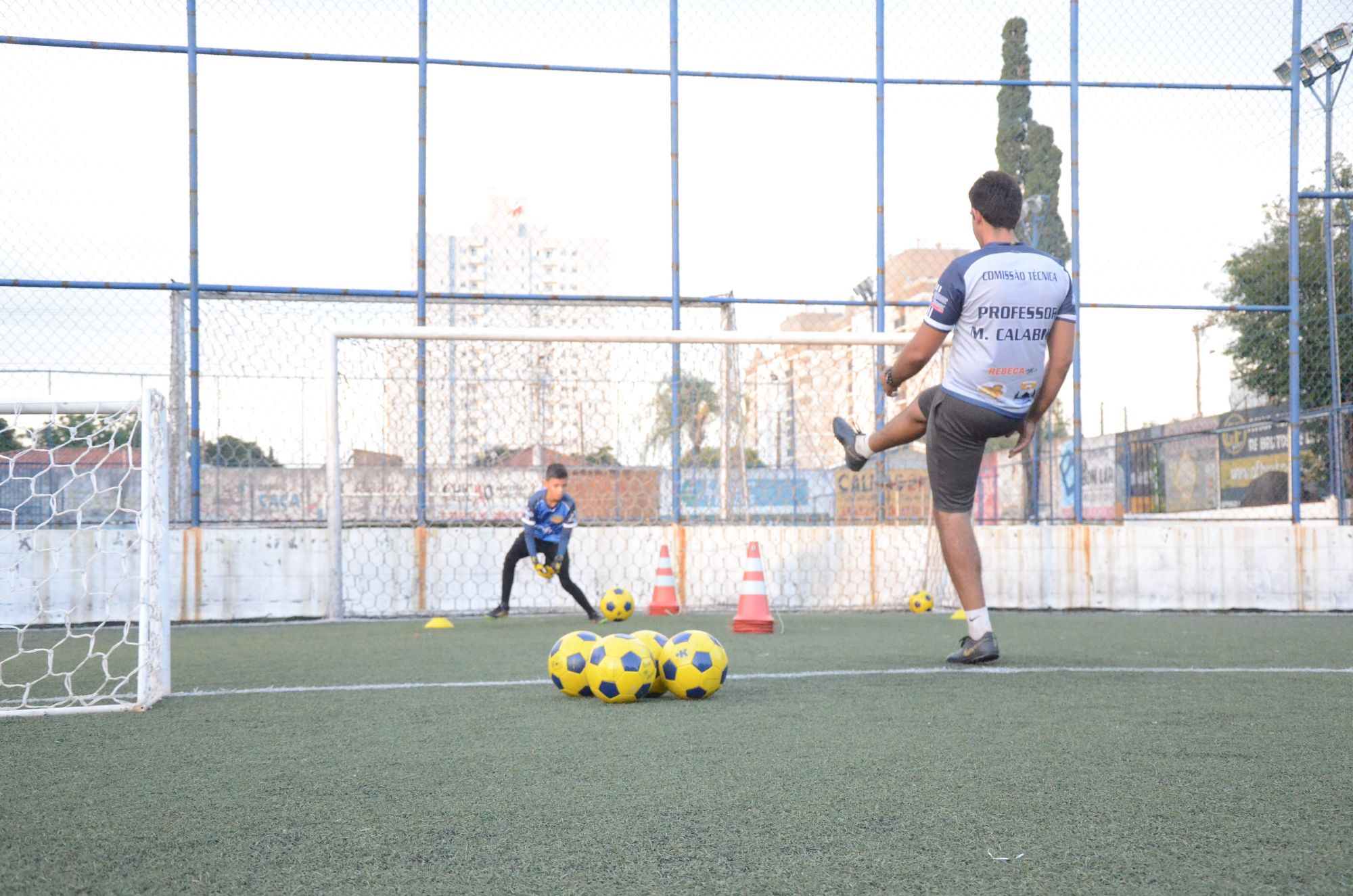 Treinamento de goleiro Luva de Ouro 16