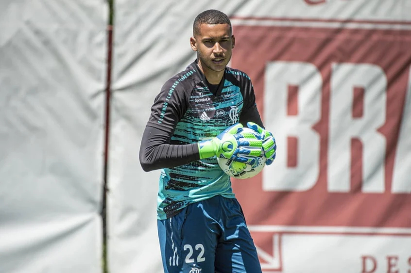 O goleiro Gabriel Batista